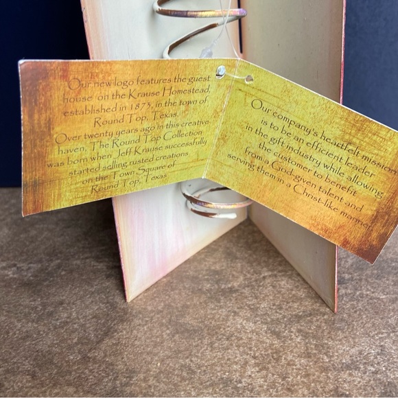 The Roundtop Collection Accents Nwt Retired Style Vase By The Round